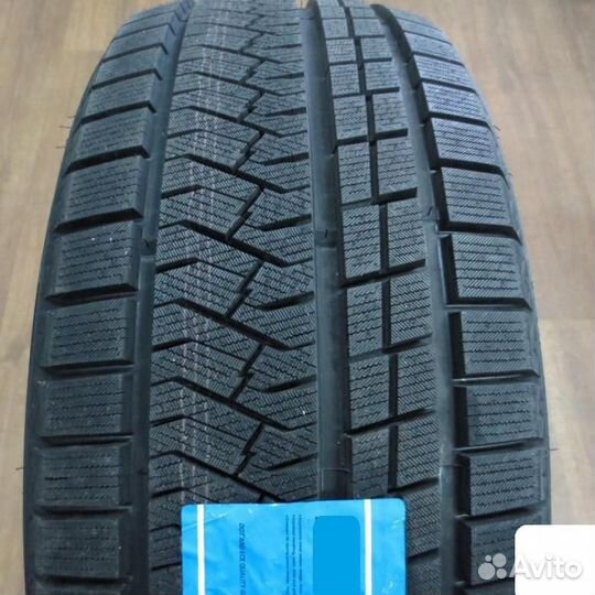 Triangle PL02 245/40 R18