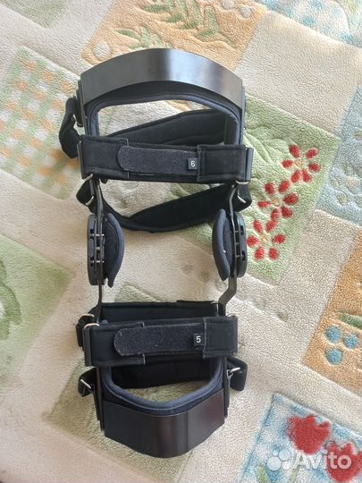 Ортез на коленный сустав, правый размер М