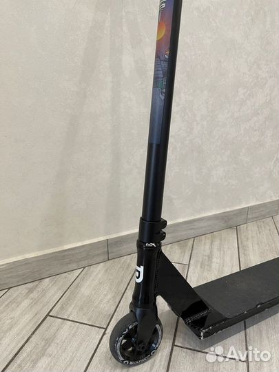 Трюковой самокат