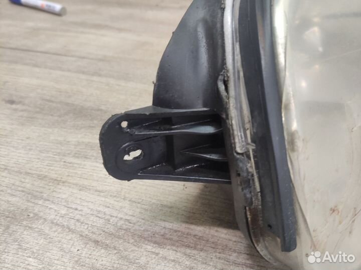 Фара левая Hyundai Santa Fe 1