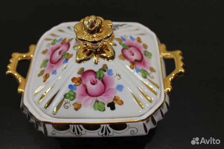 Самовар и сахарница фарфор Гжель(ссср)