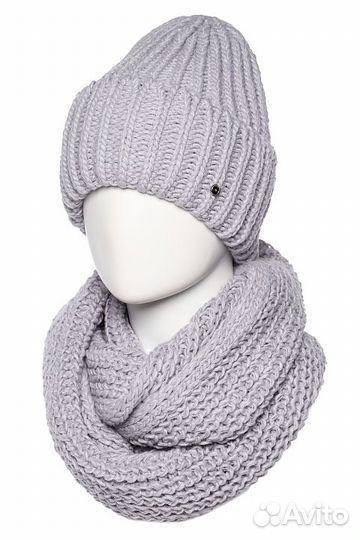 Комплект шапка и шарф женские