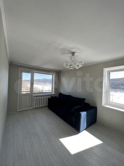 2-к. квартира, 42,7 м², 8/9 эт.