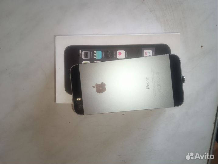 iPhone 5S, 16 ГБ