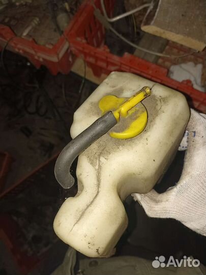 Расширительный бачок Kia Avella