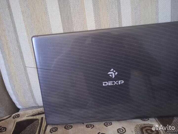 Ноутбук dexp W670SFQ