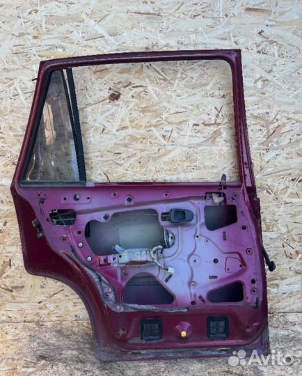 Дверь задняя левая Daewoo Nexia 1