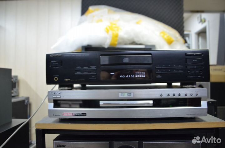 Sony DVD-Recorder RDR-GX700 + CD Kenwood DP-2060