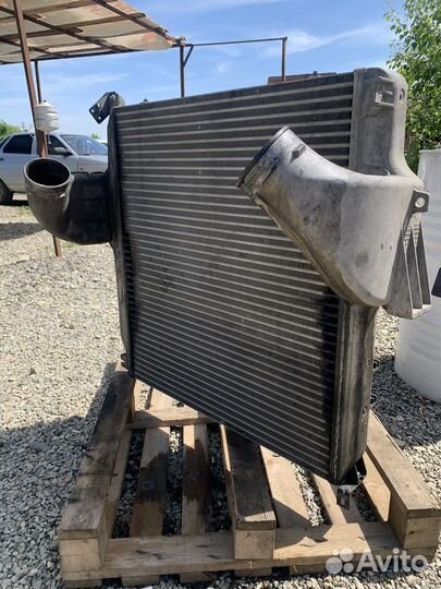 Интеркулер mercedes actros