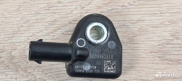 Датчик удара Vw Passat B8 3G 2015