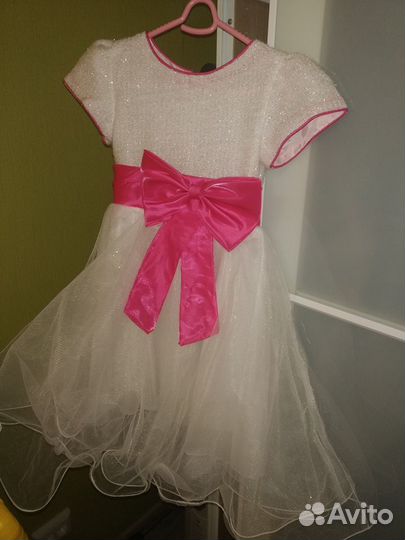 Белое платье для девочки 98