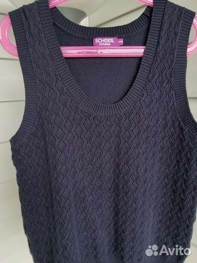 Жилетка для девочки школьная синяя 146 размер