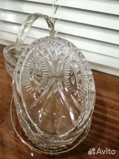 Хрустальная конфетница с ободком