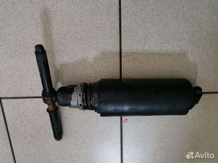 Амортизатор передний Brp ski doo grand touring 900