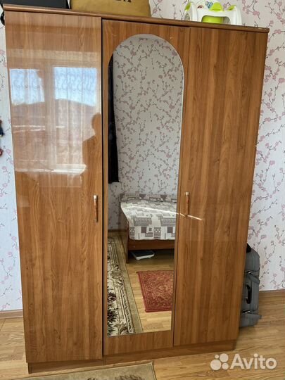 Шкаф вещевой