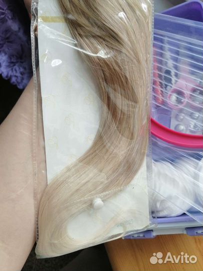 Волосы на заколках