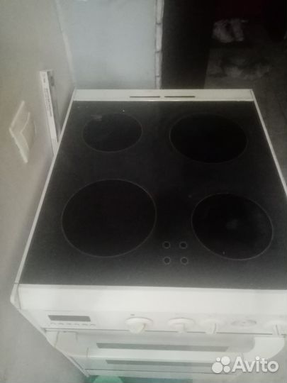 Продам электрическую плиту beko