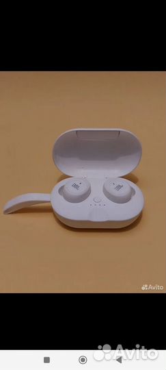 Беспроводные наушники jbl новые