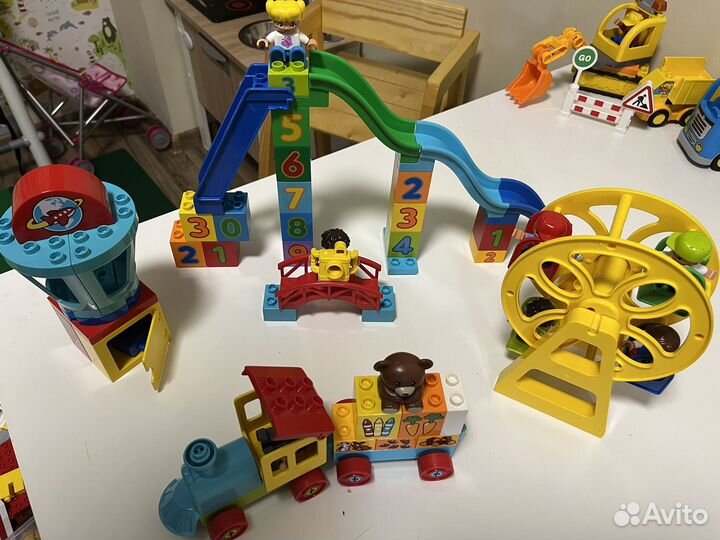 Огромный пакет Lego Duplo