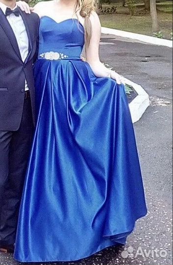 Вечернее платье