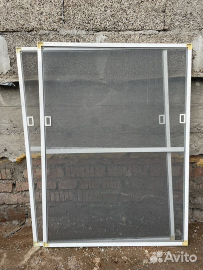 Москитные сетки на окна