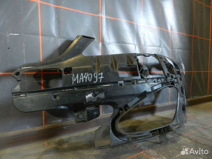 Кронштейн бампера переднего левый - Mercedes-Benz