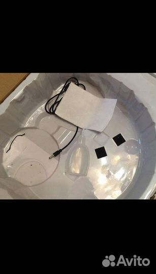 Робот- пылесос Srobot