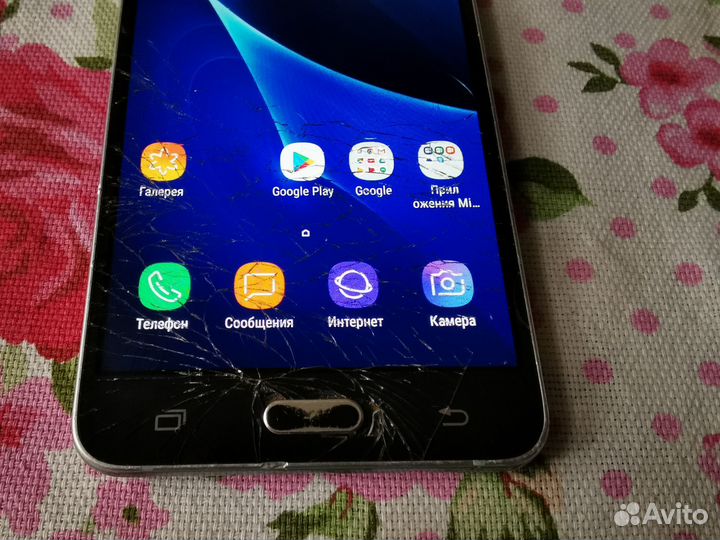 Дисплей Samsung j510