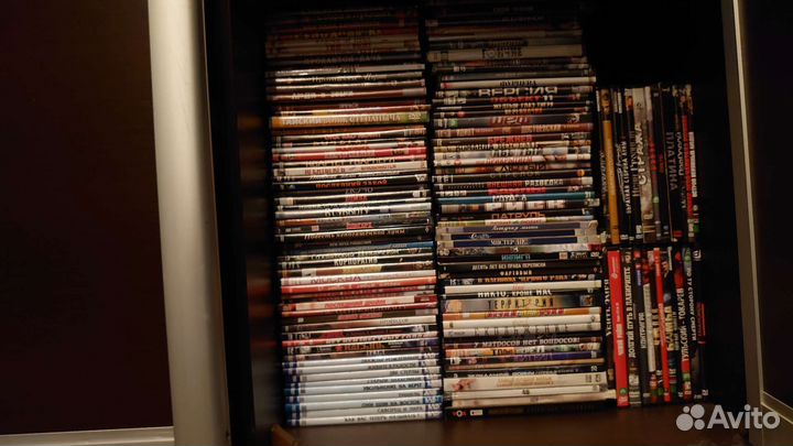 Зарубежное и русское кино на 1135 DVD.Лицензия