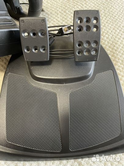 Игровой руль logitech momo racing