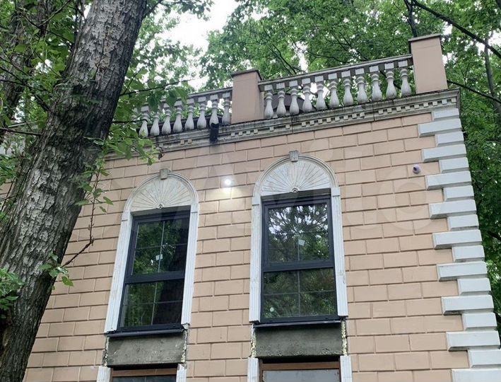 Здание, 276 м²