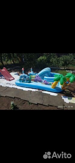 Надувной игровой центр