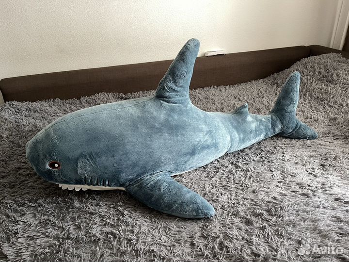 Акула плюшевая