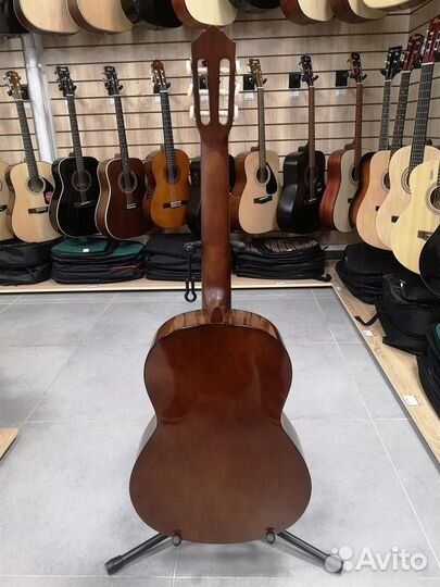 Классическая гитара Yamaha С-40