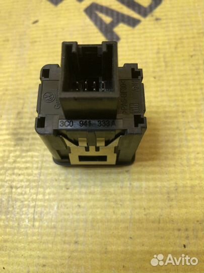 Кнопка корректора фар VW Passat B6