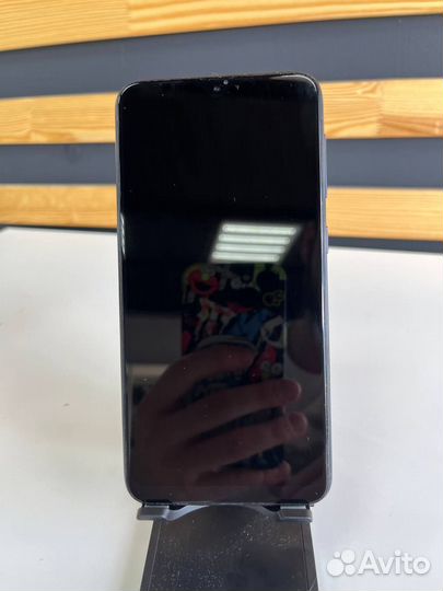 Samsung a10 32gb 2gb ram