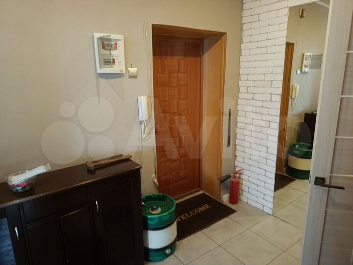 2-к. квартира, 59 м², 1/3 эт.