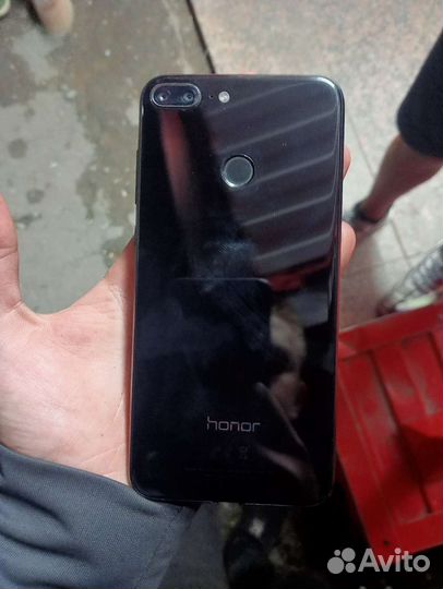 Телефон honor 9 lite