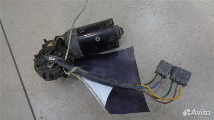 Моторчик стеклоочистителя передний Volvo 850 1991