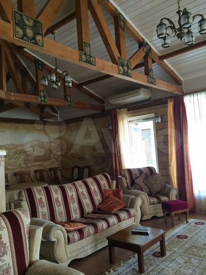 Дом 430 м² на участке 13,5 сот.