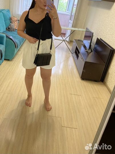 Шорты белые