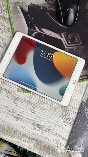 iPad mini 4 128gb cellular