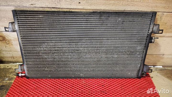 Радиатор кондиционера Renault Laguna