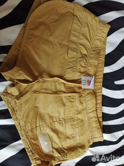 Женские шорты