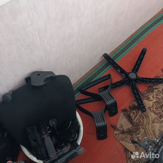 Компьютерное кресло Запчасти