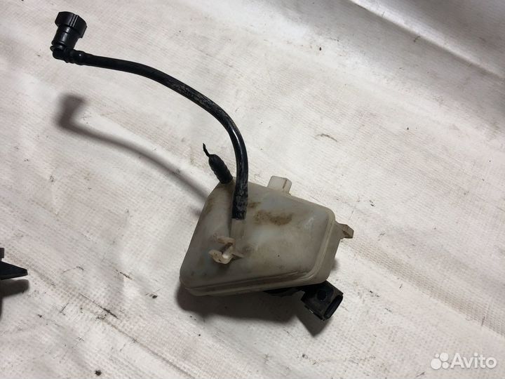 Бачок тормозной жидкости ford focus 1