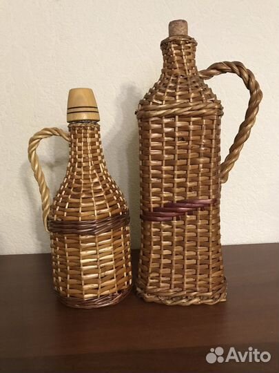 Бутылки в оплетке
