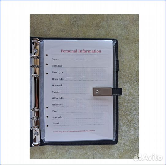 Ежедневник с беспроводной и проводной зарядкой