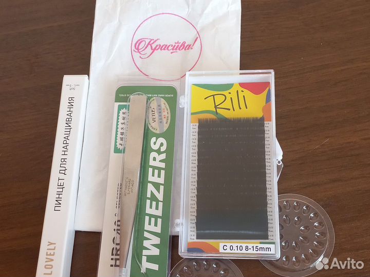 Для наращивания ресниц