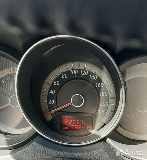 Kia Cerato 2 щиток приборов